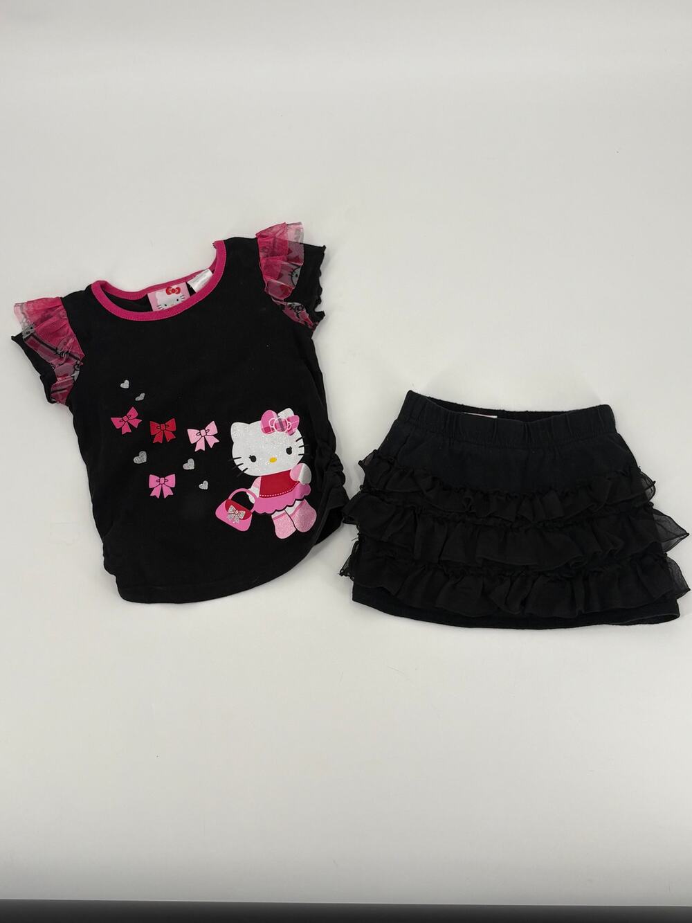 Hello Kitty Toddler Girls 2Piece Outfit Set Black Ruffle Skirt & Graphic Top 24M